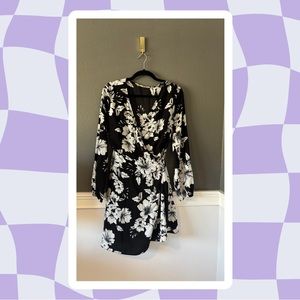 Gianni Bini - Black and White Floral Wrap Dress